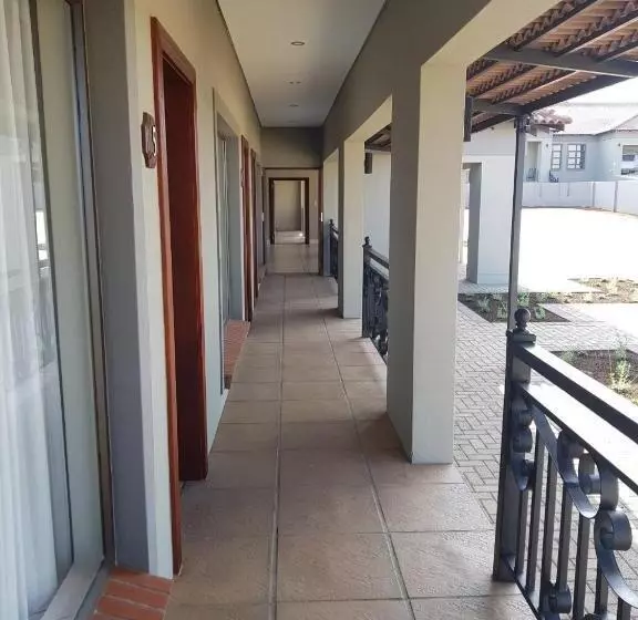 پانسیون Suikerbossie Guesthouse