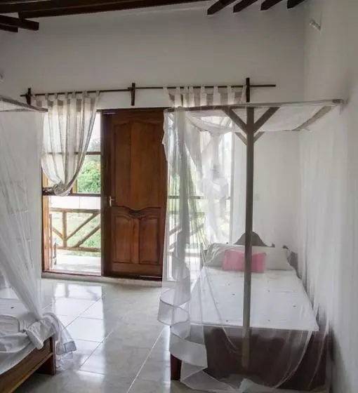 Hotelli Shamba Lodge