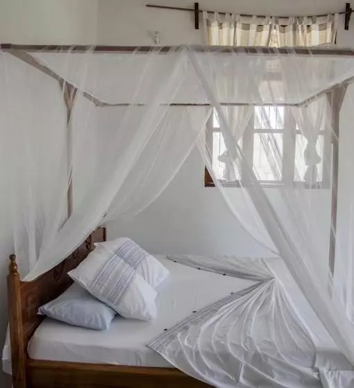 Hotelli Shamba Lodge