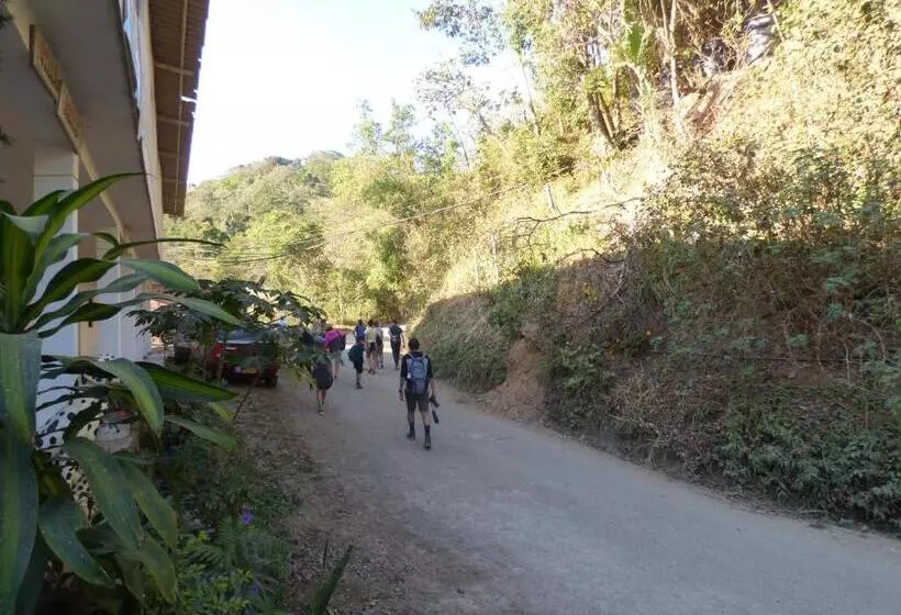 ペンション Hostal Alto De La Montaña