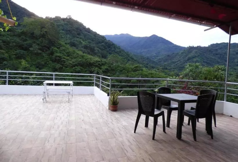 ペンション Hostal Alto De La Montaña