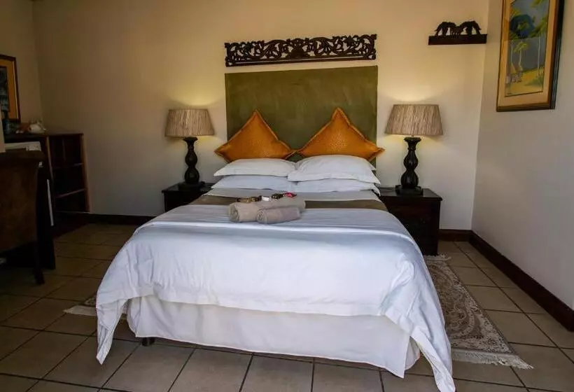 پانسیون Royl Court Guesthouse
