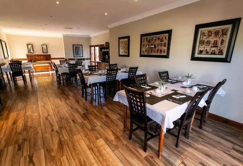 پانسیون Royl Court Guesthouse