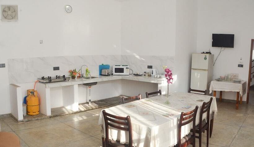 بنسيون Surfbayvilla