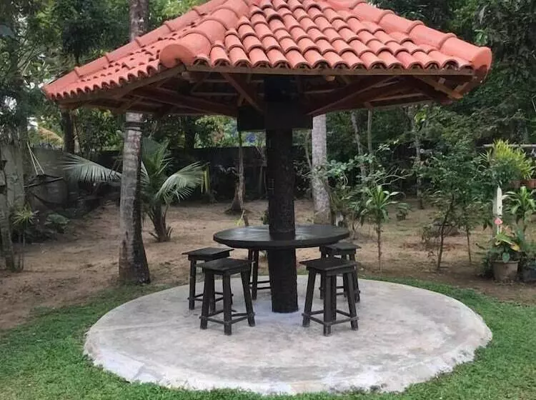 Majatalo Surfbayvilla