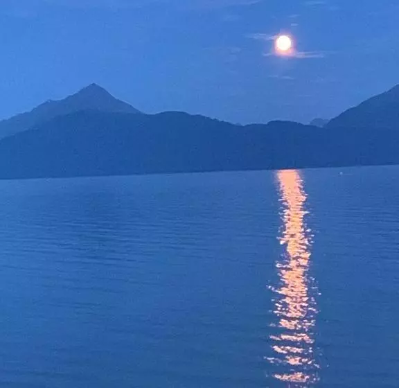 Retkeilymaja Oceanhouse