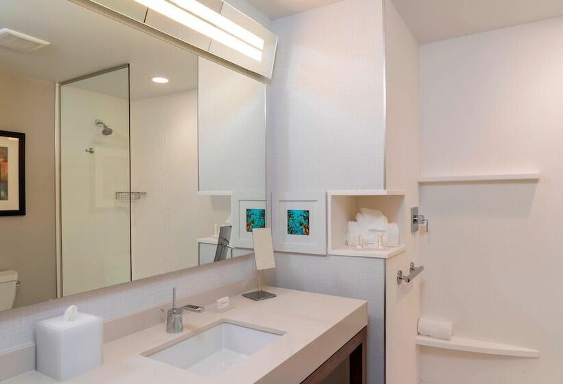 酒店 Courtyard By Marriott Cleveland Elyria