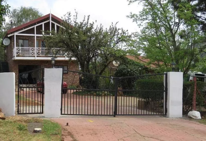 ペンション Fairview Cottages