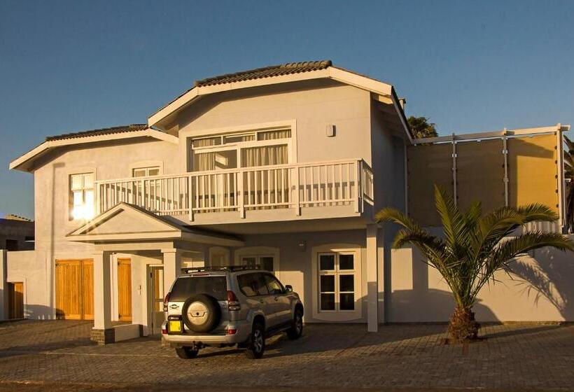 پانسیون Casa Al Mare Guest House