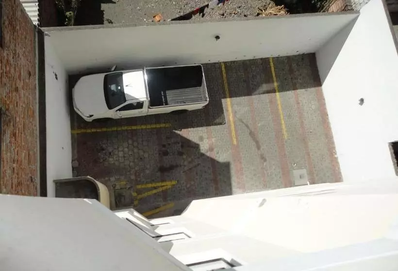 ペンション Hostal El Sol De Cayambe