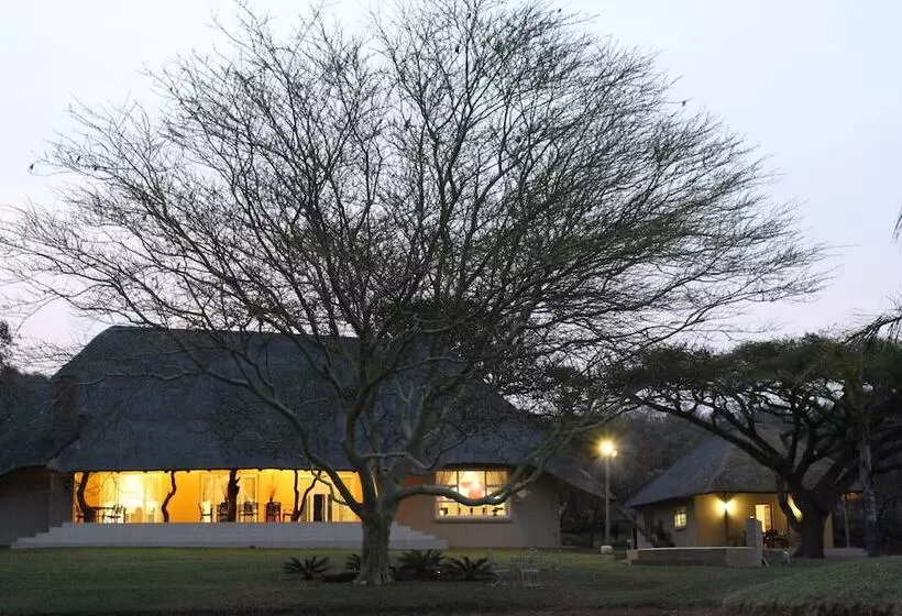 ペンション La Barune Game Lodge