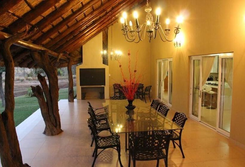 פנסיון La Barune Game Lodge