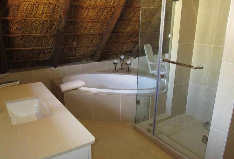 פנסיון La Barune Game Lodge