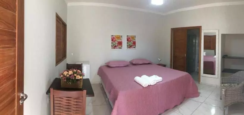 ペンション Pousada Pedra Da Baleia