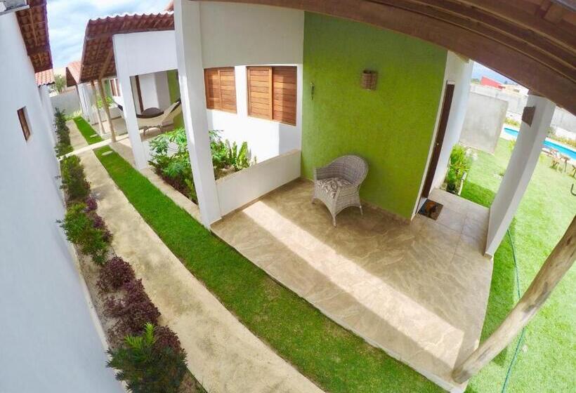 پانسیون Pousada Pedra Da Baleia