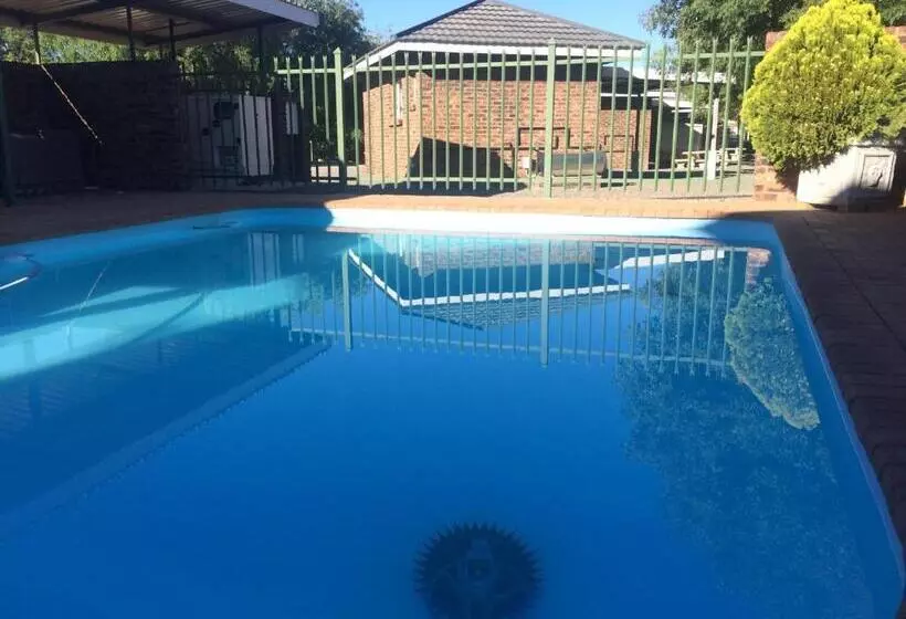 ペンション Sunset Chalets & Sca