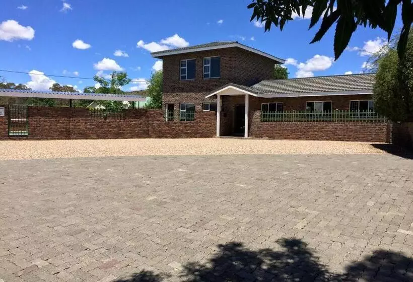 ペンション Sunset Chalets & Sca