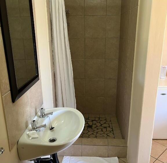 Пансион Sunset Chalets & Sca