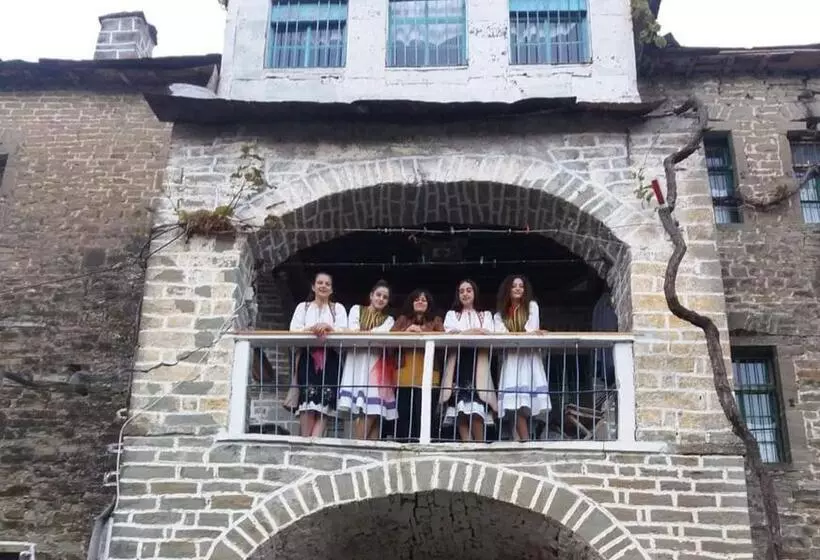 Majatalo Traditional Guesthouse Permet