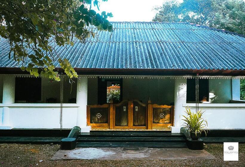 بنسيون Walawwa Matale
