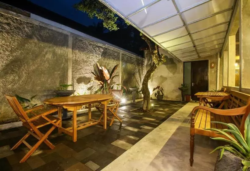 پانسیون Watu Agung Guest House