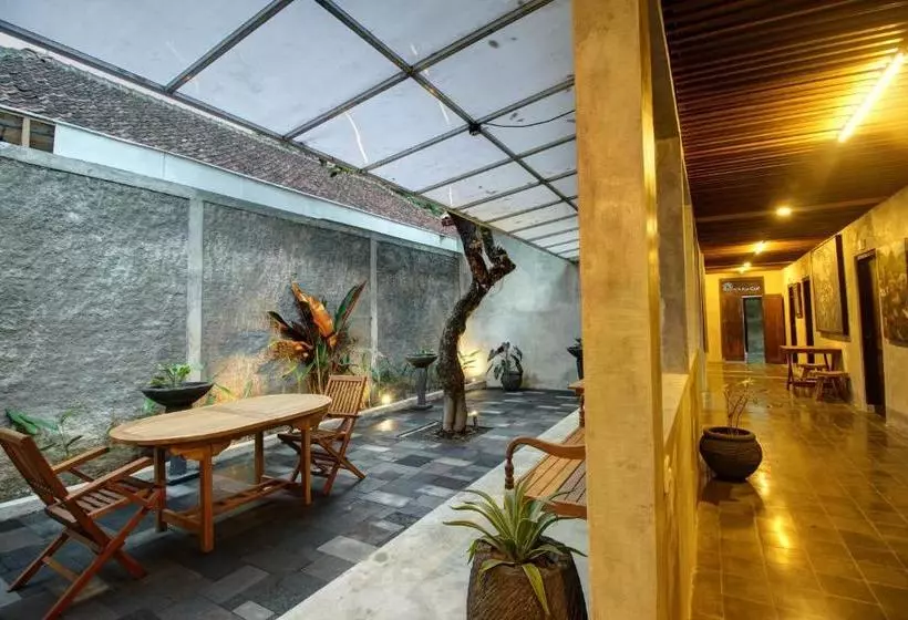 پانسیون Watu Agung Guest House