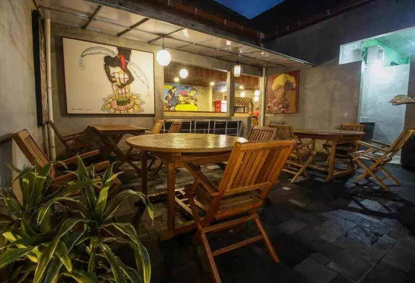 پانسیون Watu Agung Guest House