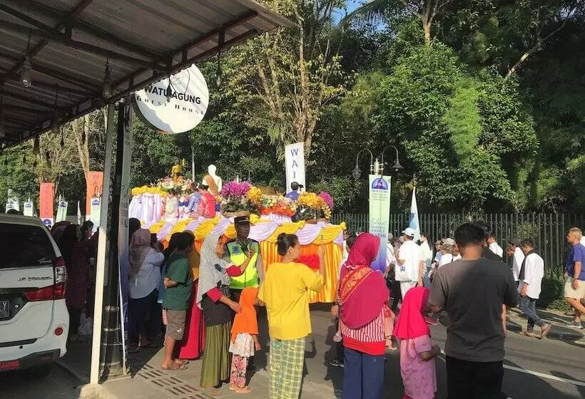 پانسیون Watu Agung Guest House