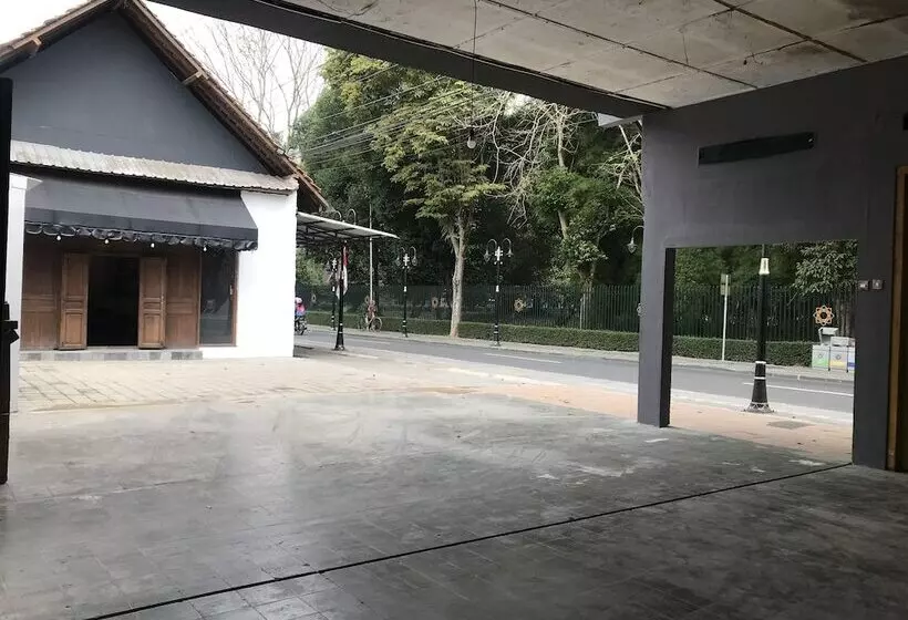 پانسیون Watu Agung Guest House