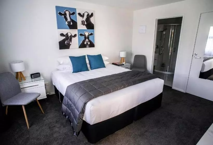 Central Park Apartments