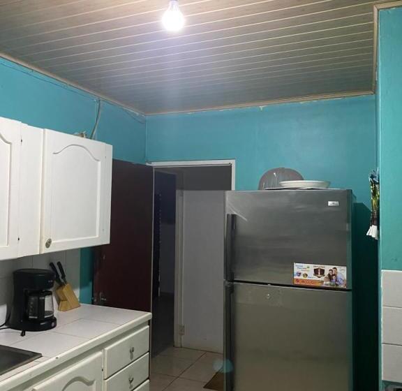 پانسیون Fairmont