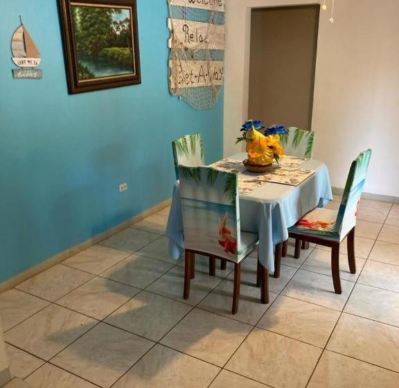 پانسیون Fairmont