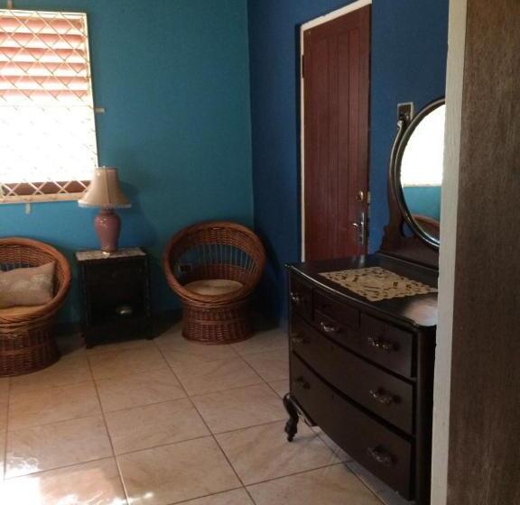 پانسیون Fairmont