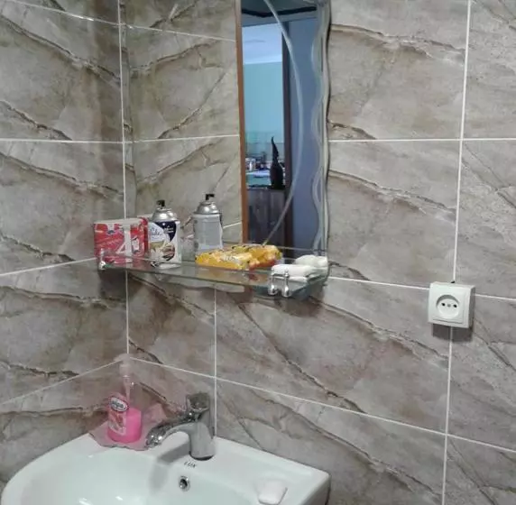 تختخواب و صبحانه Guest Houze Nona