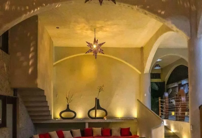 Hotelli Villas Punta Blanca