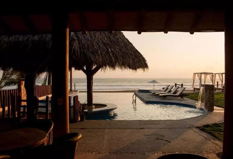 Hotelli Villas Punta Blanca