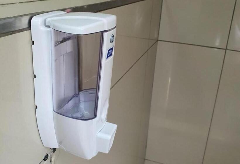 Hotel @ The Village Lodge