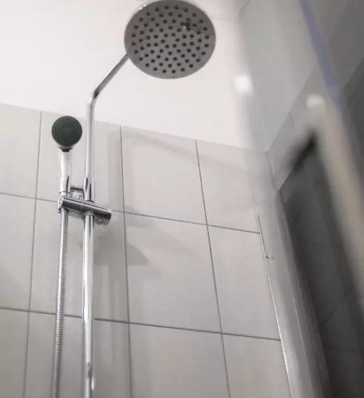 هاستل Aristocrat