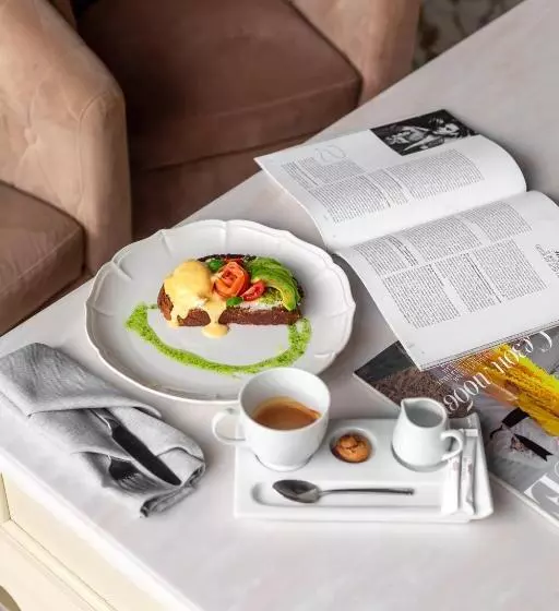 هاستل Aristocrat