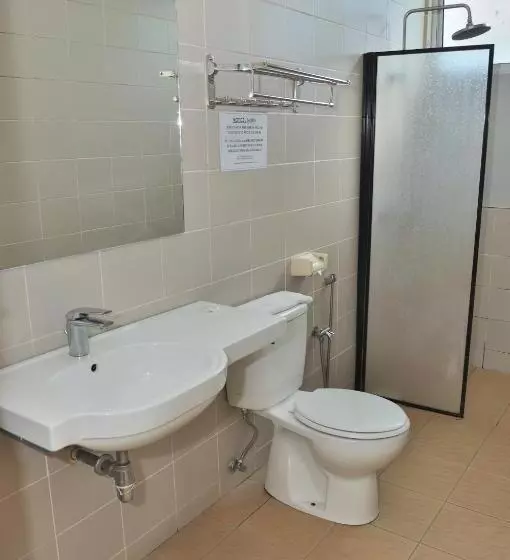 Retkeilymaja Kuching Transit Inn