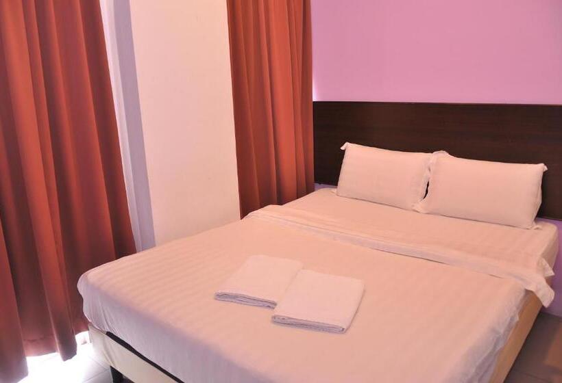 ユースホステル Kuching Transit Inn