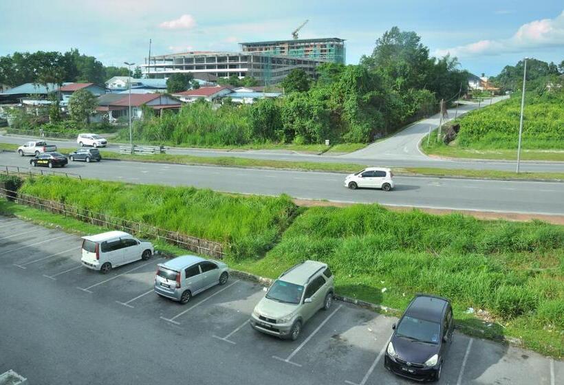 ユースホステル Kuching Transit Inn