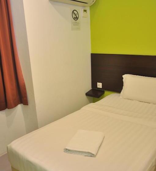 ユースホステル Kuching Transit Inn