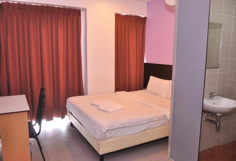 ユースホステル Kuching Transit Inn