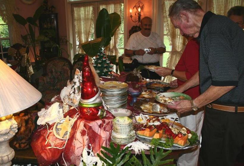 Heron Cay Lakeview Bed & Breakfast