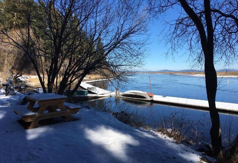 Crater Lake Gateway Rocky Point Resort
