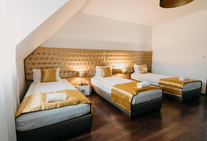 بنسيون Palma Superior