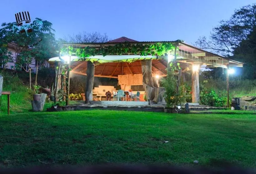 هاستل Hostal Y Cabañas Aorangi