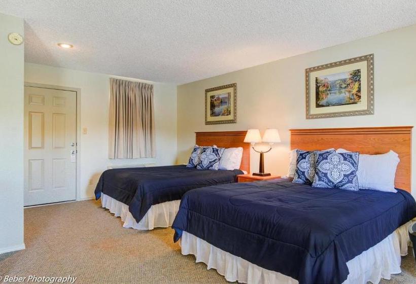 فندق صغير Long Island Lake Resort