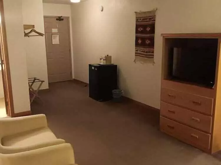 Retkeilymaja White Birch Inn